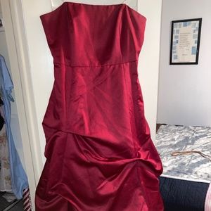 Red strapless bridesmaid/ prom dress